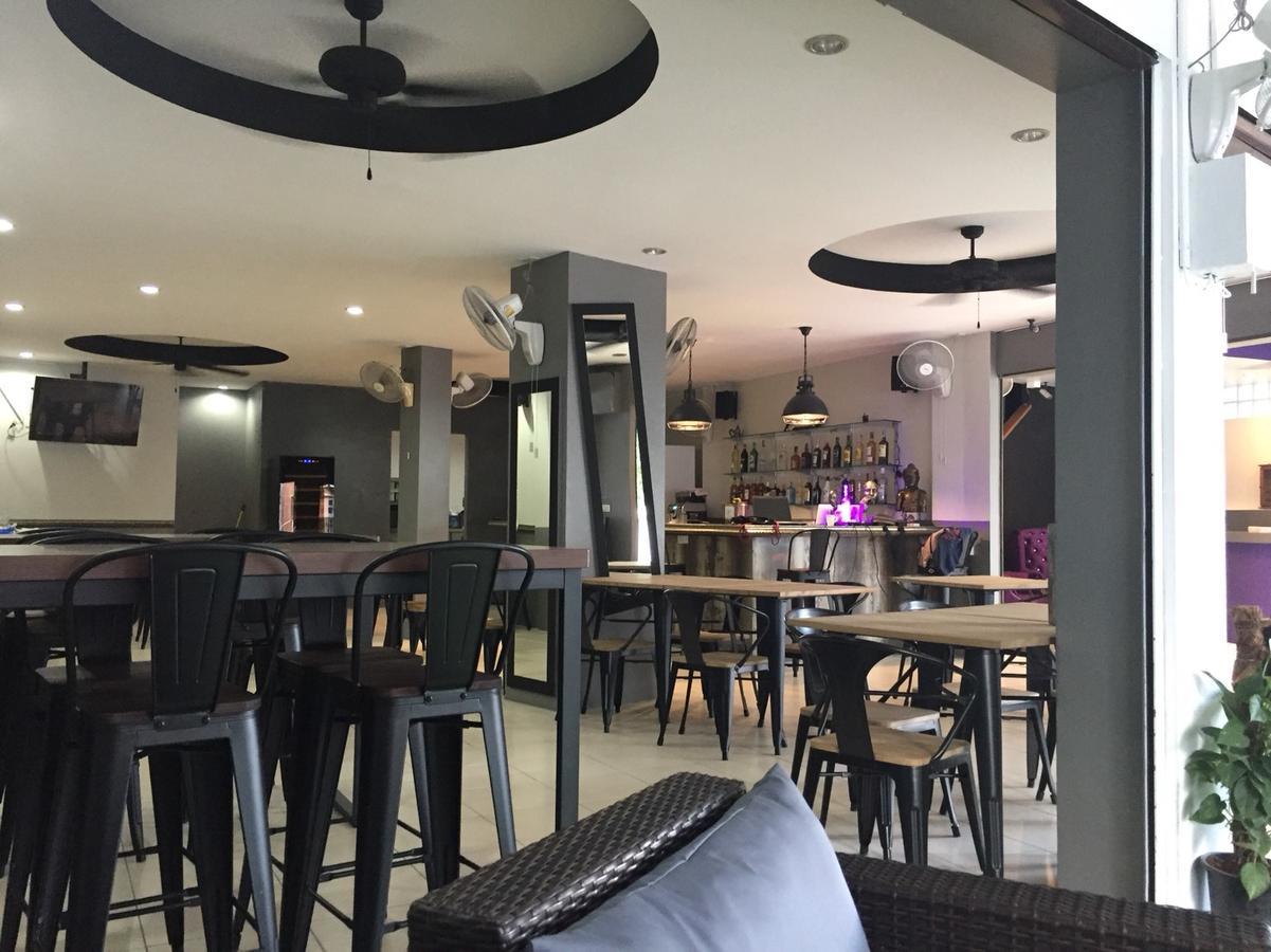 C&C Residence Bistro Restaurant Pattaya Buitenkant foto